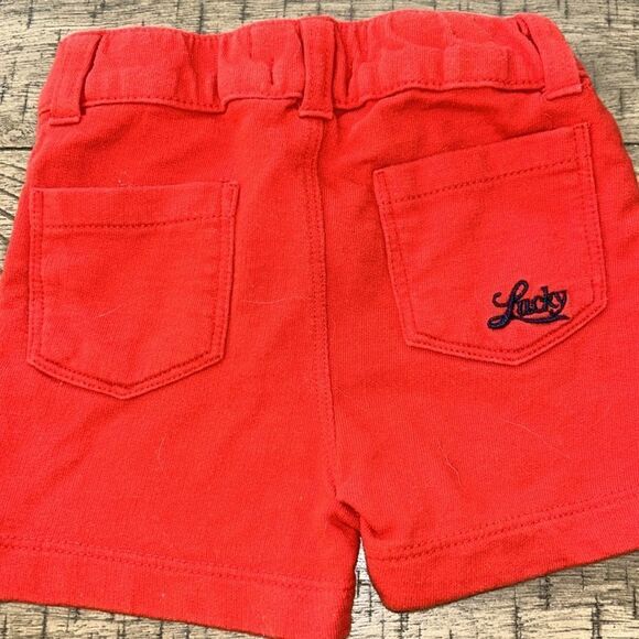 Lucky 🍀 💯 Cotton Shorts 🩳 Back Pockets. Snap 🫰 for easy in and out. - Picture 3 of 17